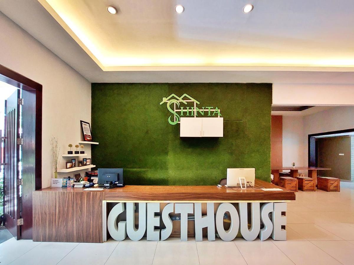 Shinta Guesthouse Маланг Екстериор снимка