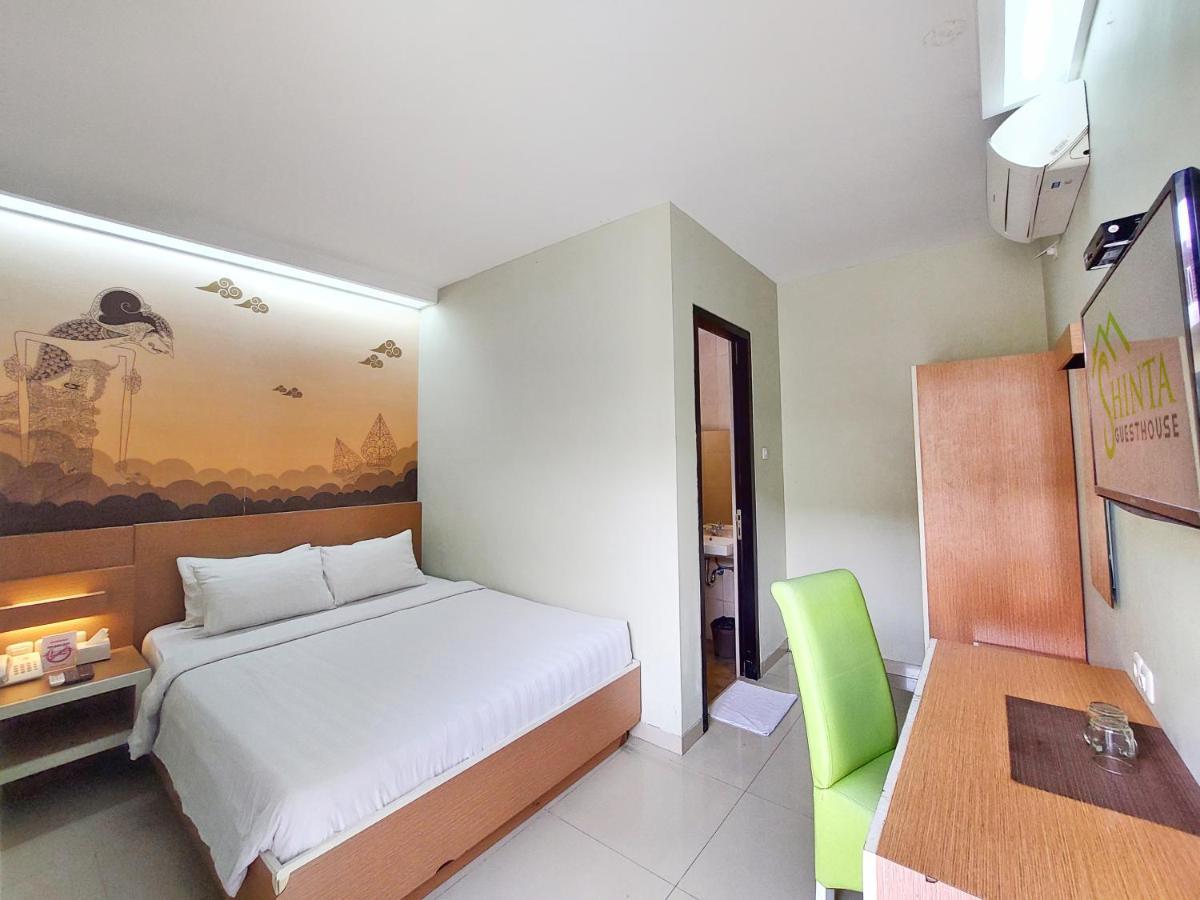 Shinta Guesthouse Маланг Екстериор снимка