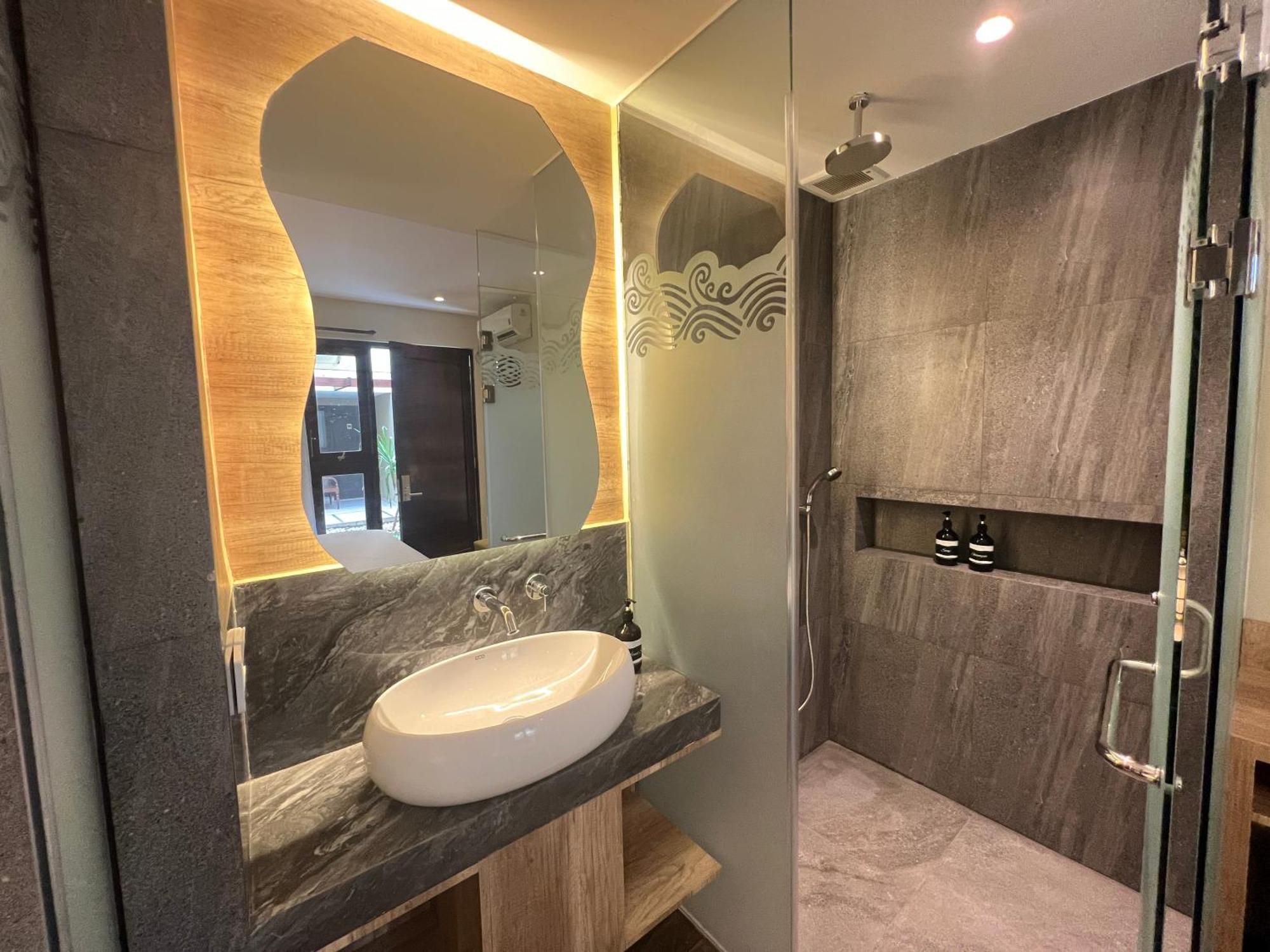 Shinta Guesthouse Маланг Екстериор снимка