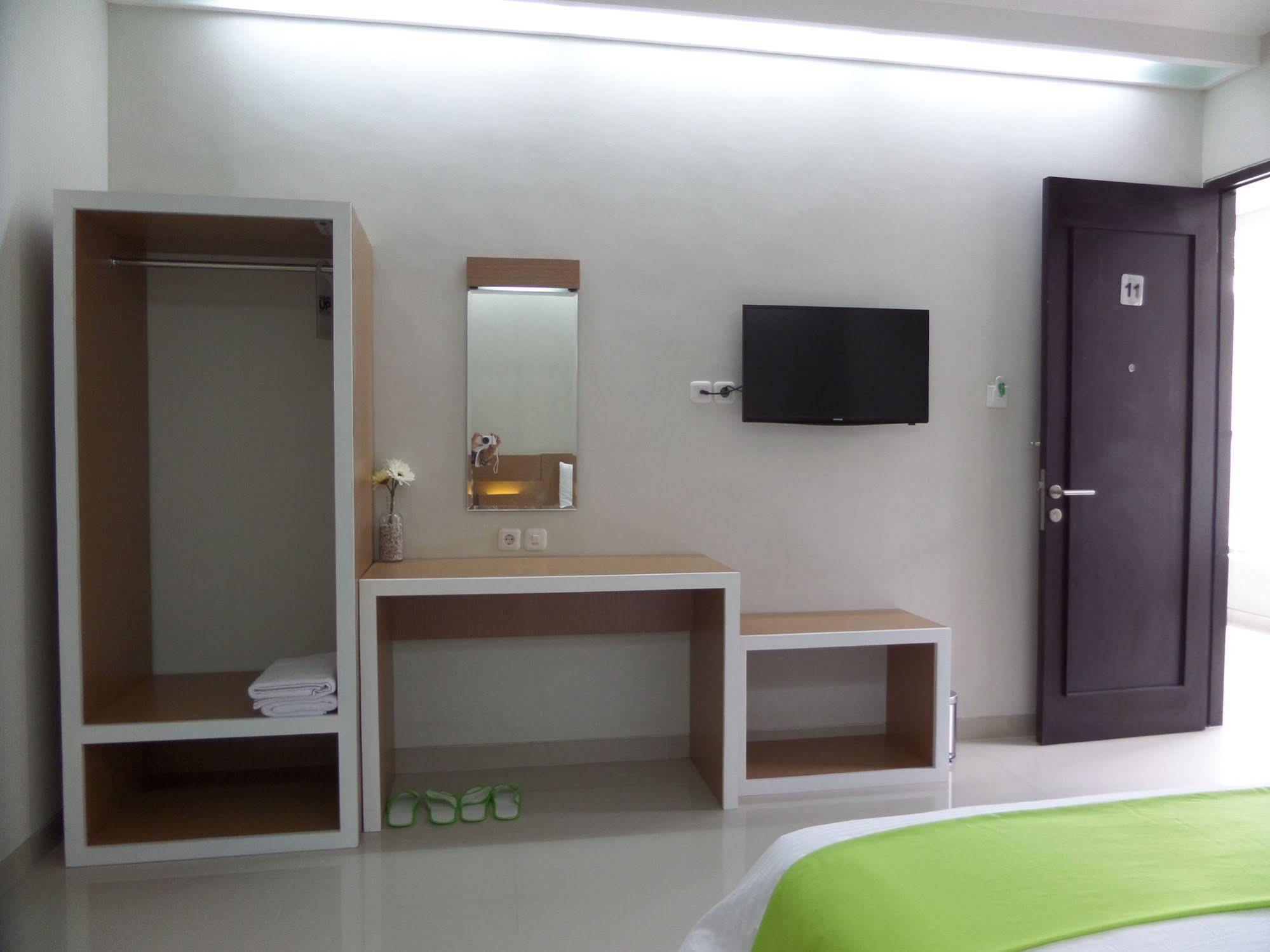 Shinta Guesthouse Маланг Екстериор снимка